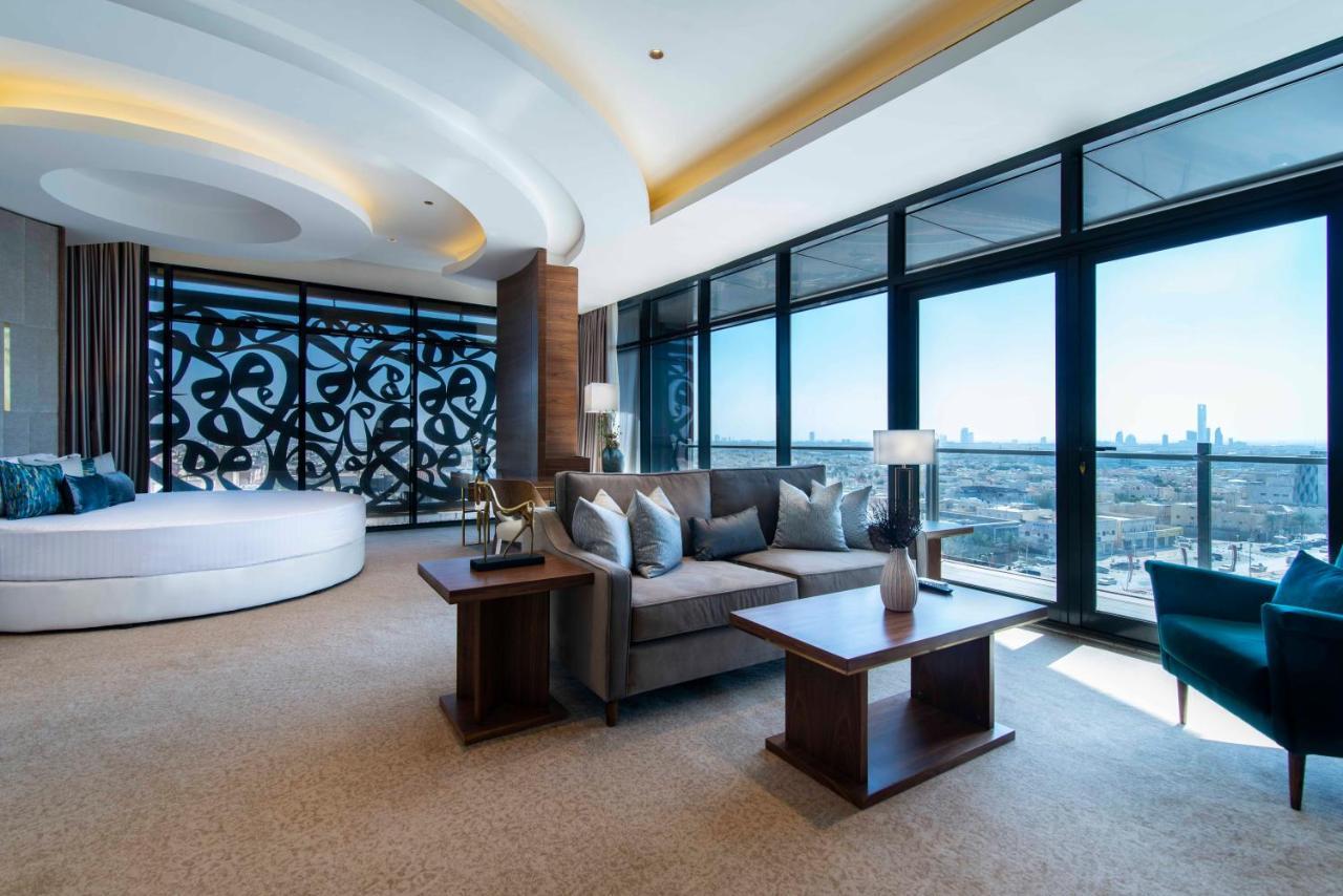 Waw Hotel Suites King Abdullah Road Riad Exterior foto