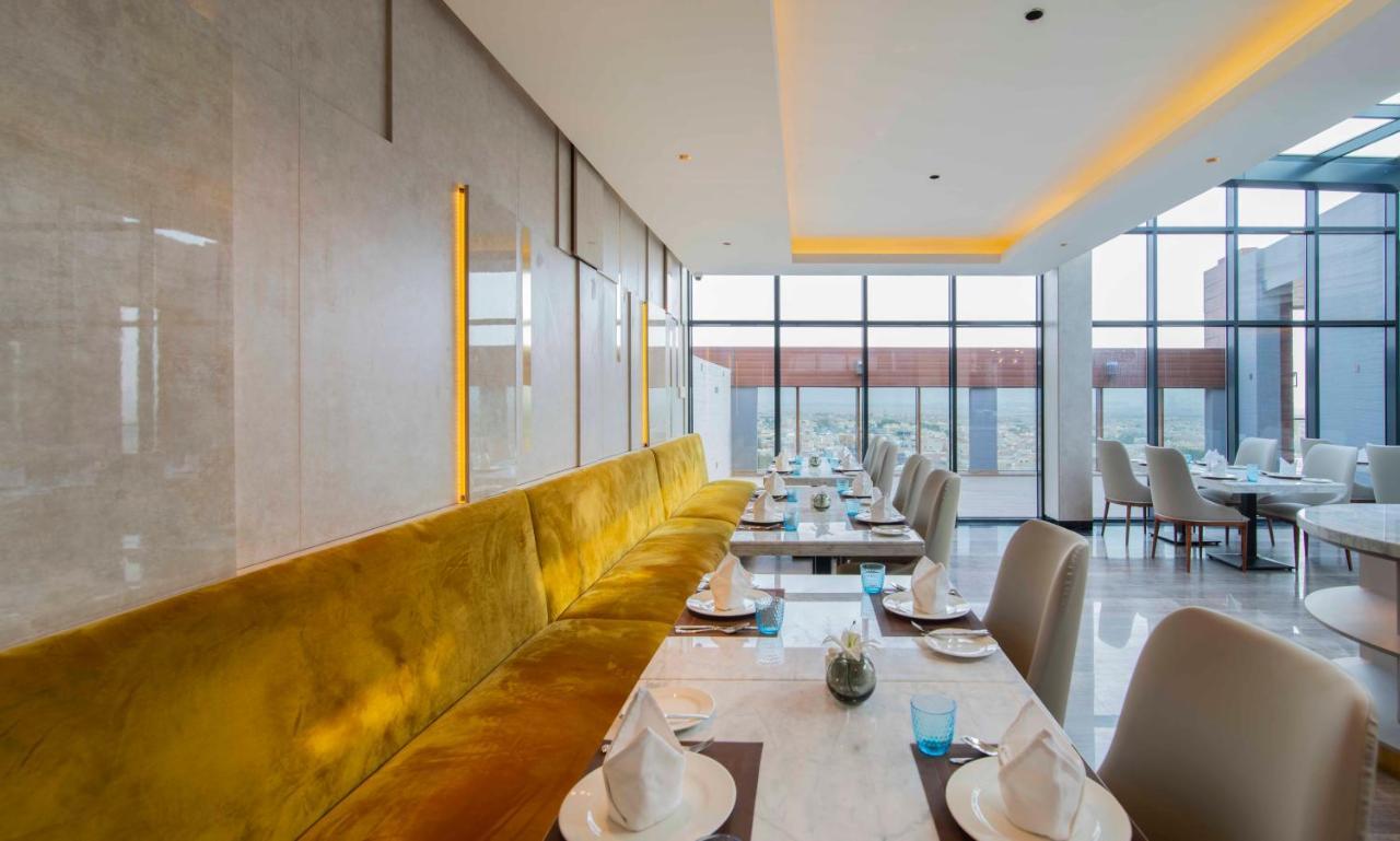 Waw Hotel Suites King Abdullah Road Riad Exterior foto